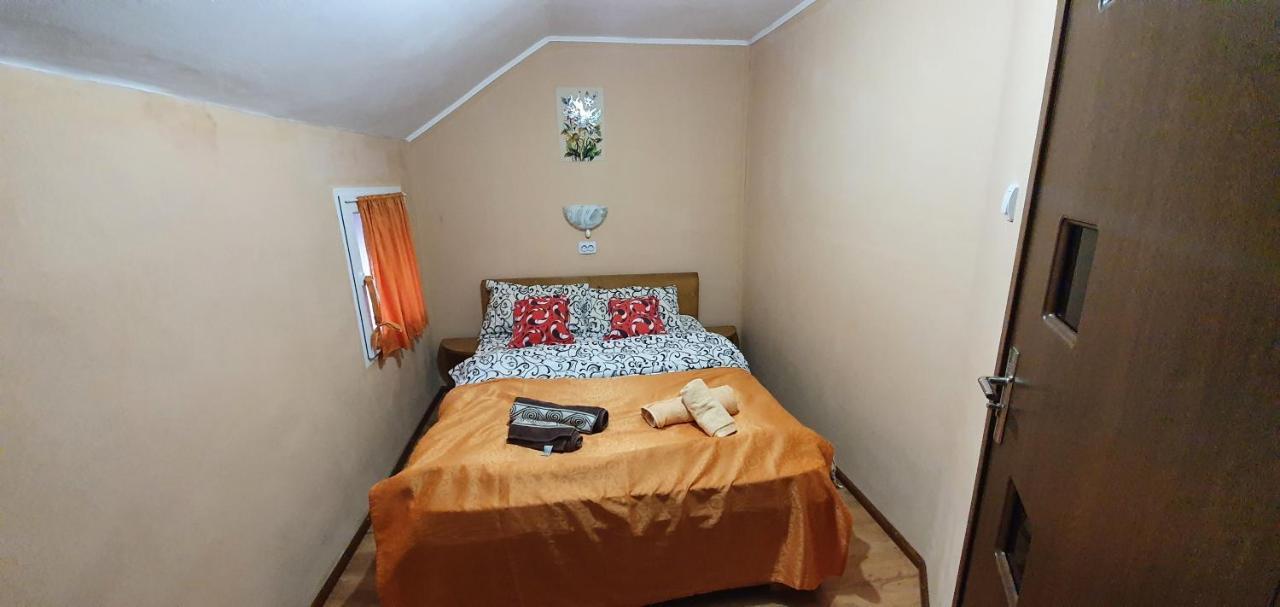 Balla House Bed and Breakfast Tărcaia Exteriör bild