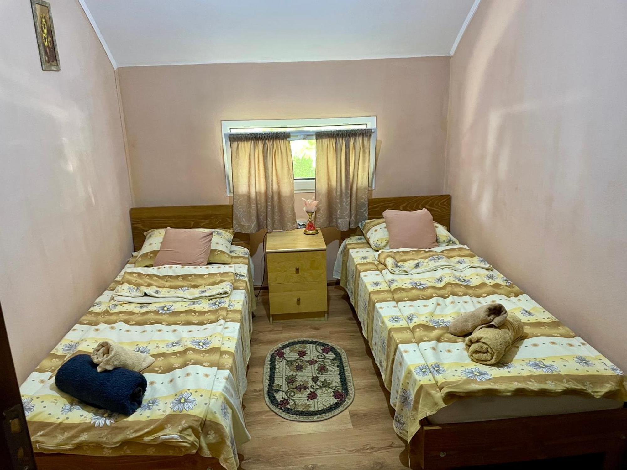 Balla House Bed and Breakfast Tărcaia Exteriör bild