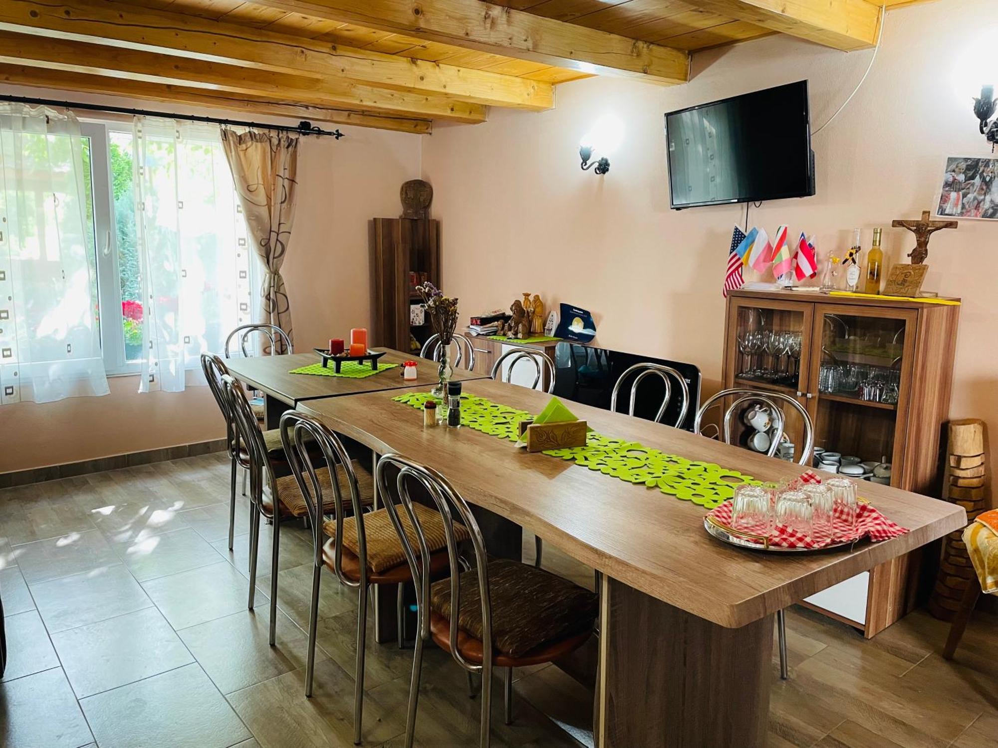 Balla House Bed and Breakfast Tărcaia Exteriör bild